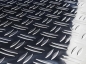 Preview: Alu Riffelblech 3.0 x 4.0 mm aus AlMg3 im Duett Design